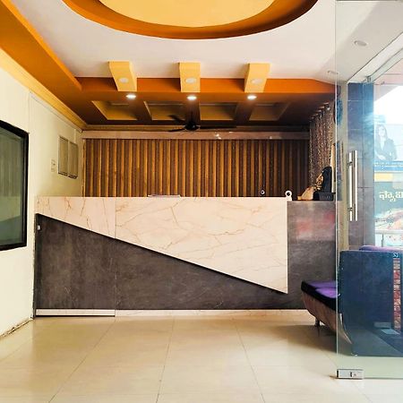 Hotel The Livin Residency Visakhapatnam Exterior foto